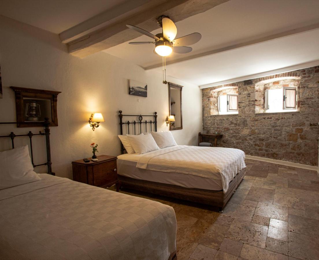 Opus 1910 Hotel Ayvalik Ngoại thất bức ảnh